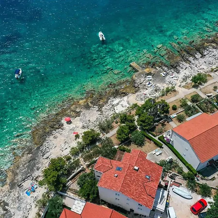 شقة Orazur Zečevo