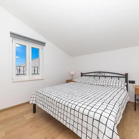 Apartment Orazur Zecevo