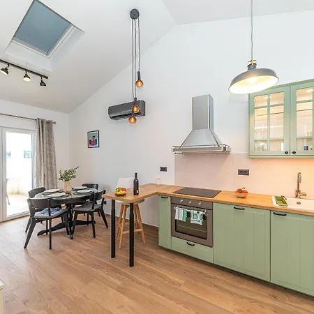Apartment Orazur