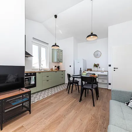 Orazur Apartment Zecevo